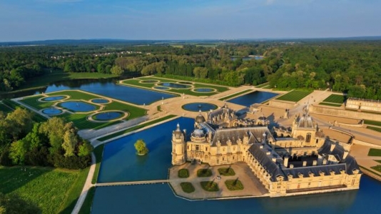 The Château de Chantilly JÉRÔME HOUYVET